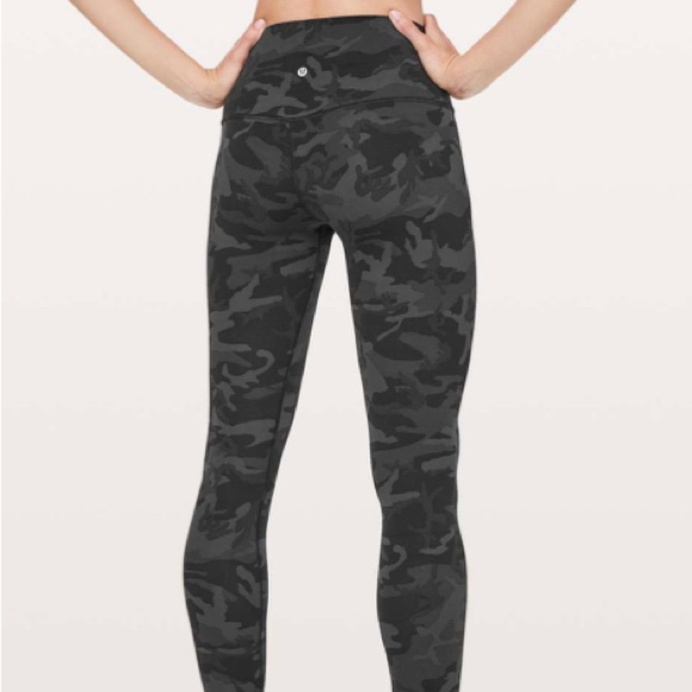 Lululemon Align 28” Camo size 6